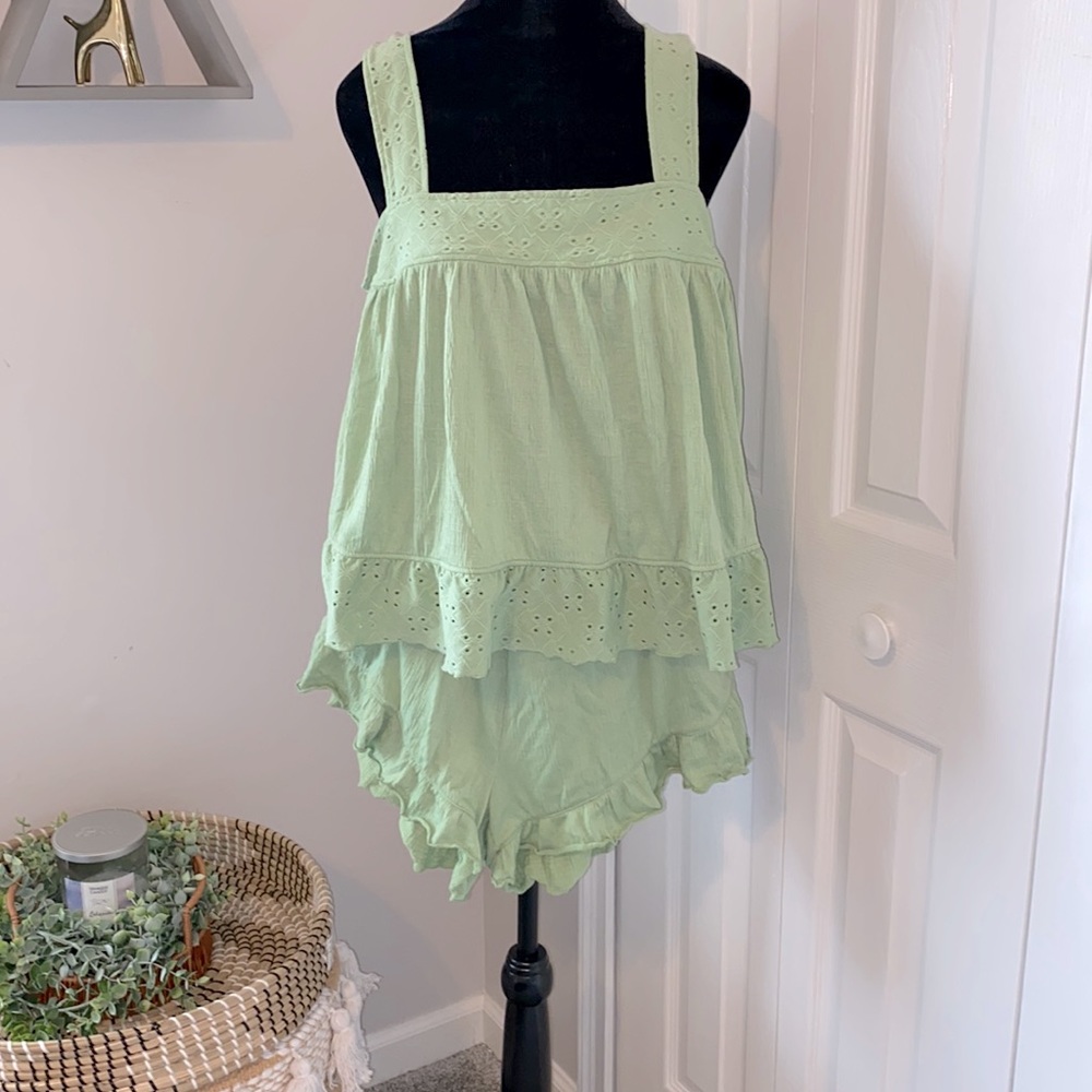 Ladies PJ’s Secret Treasures Size 12-14, green 2 piece top & shorts, NWOT